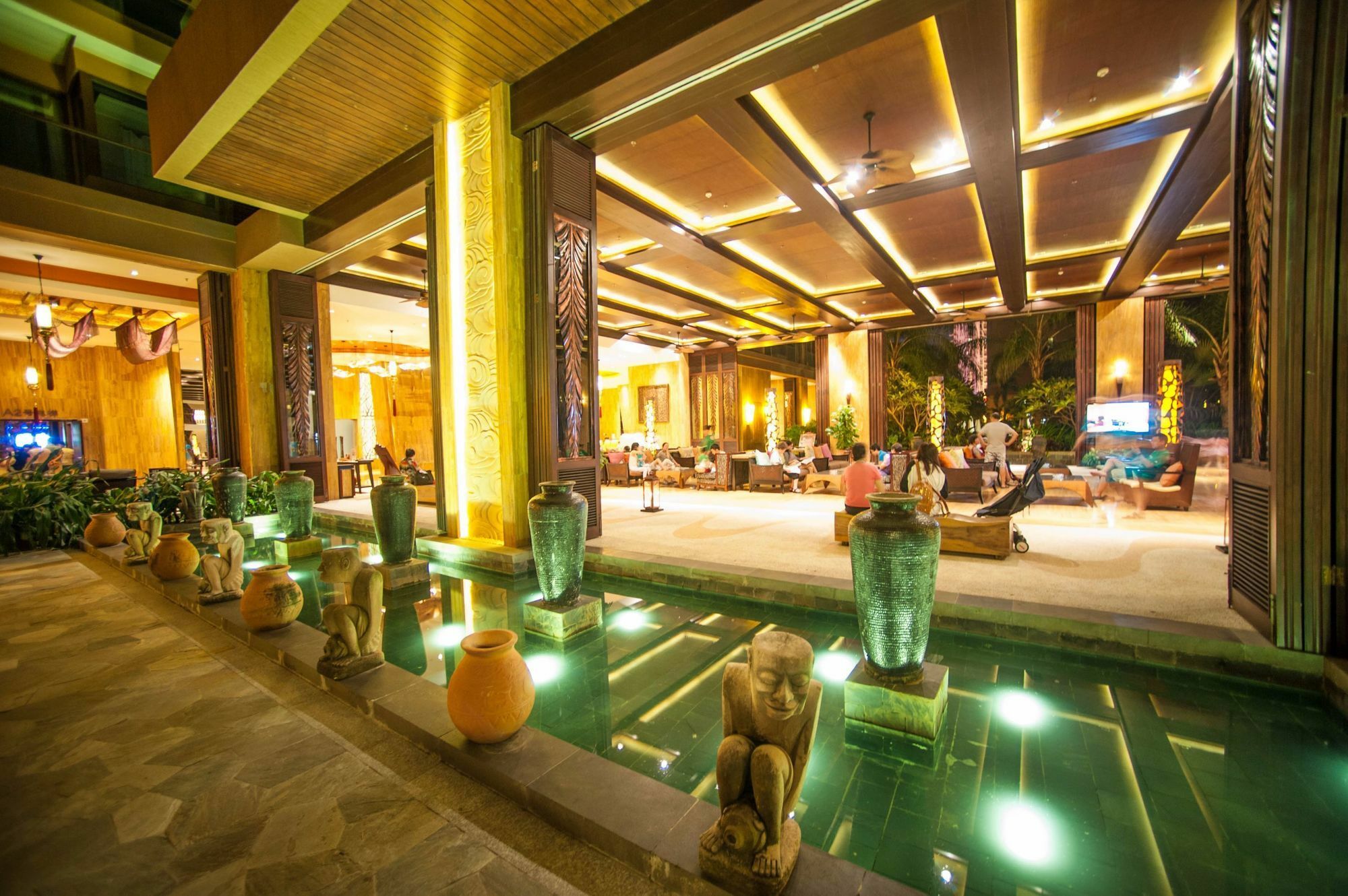 Mangrove Tree Resort World - Kapok Sanya Exteriör bild
